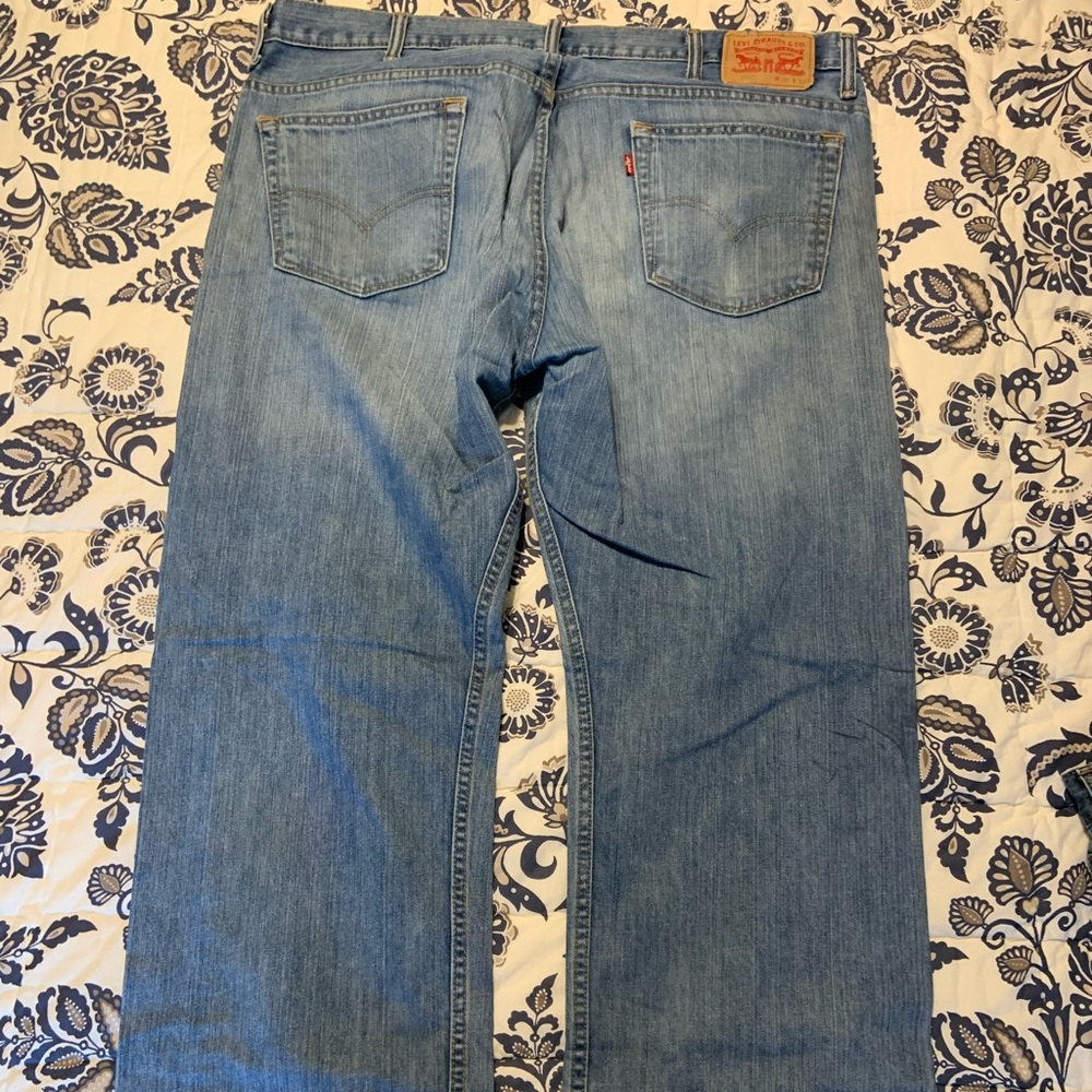 Levi jeans 38x32